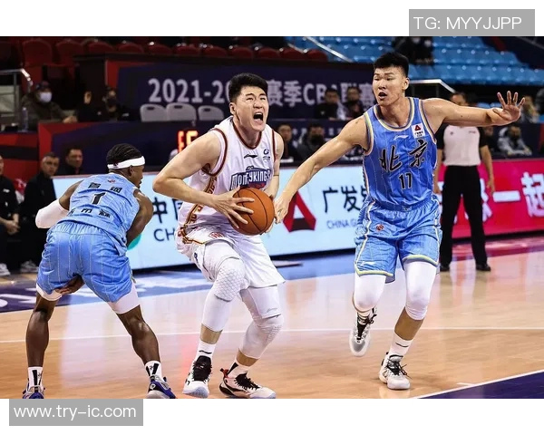 赛后分析:深圳篮球队与南京篮球队球员个人能力对比与表现评估 赛后分析:深圳篮球队与南京篮球队球员个人能力对比与表现评估