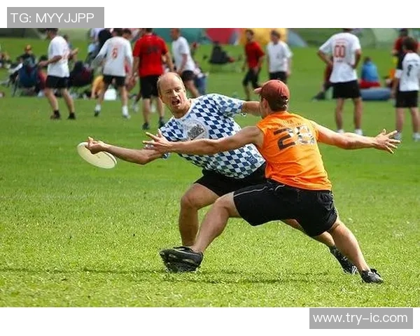 广州飞盘队区域防守分析与战术得失探讨 广州飞盘队区域防守分析与战术得失探讨