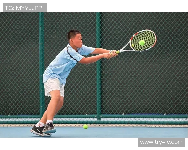 深圳网球队在邀请赛中以93分稳居积分榜首位