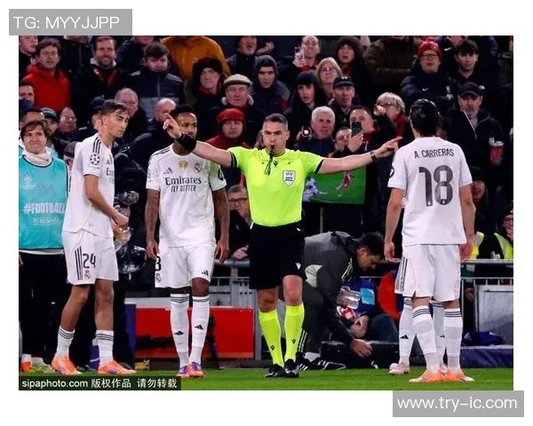 足球明星R7的传奇之路与影响力解析追寻他在绿茵场上的辉煌瞬间 足球明星R7的传奇之路与影响力解析追寻他在绿茵场上的辉煌瞬间