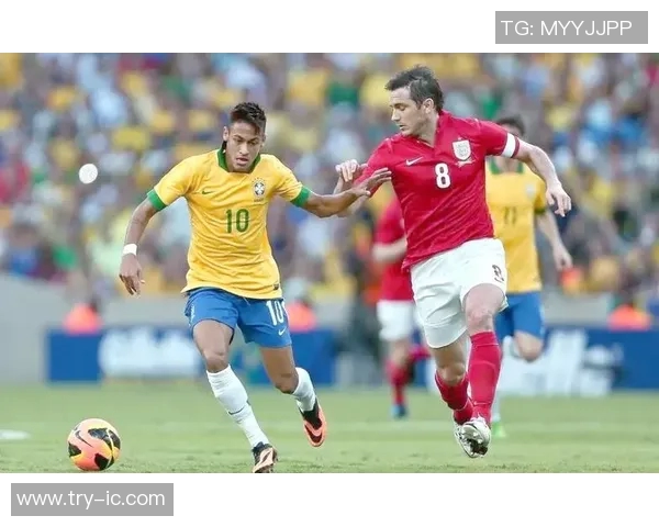 足球明星在场外的生活揭秘与他们的兴趣爱好探索 足球明星在场外的生活揭秘与他们的兴趣爱好探索