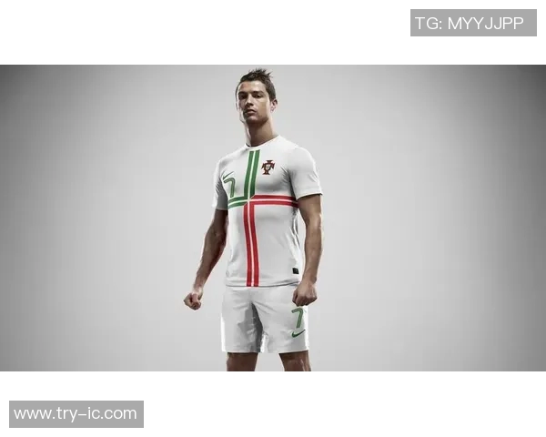 女明星与足球明星的浪漫瞬间壁纸合集展现明星风采与运动魅力 女明星与足球明星的浪漫瞬间壁纸合集展现明星风采与运动魅力